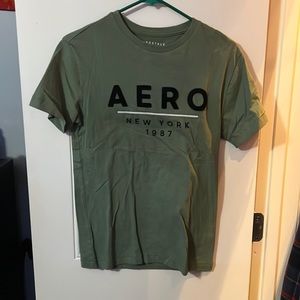 Aeropostale Tee (XS)
